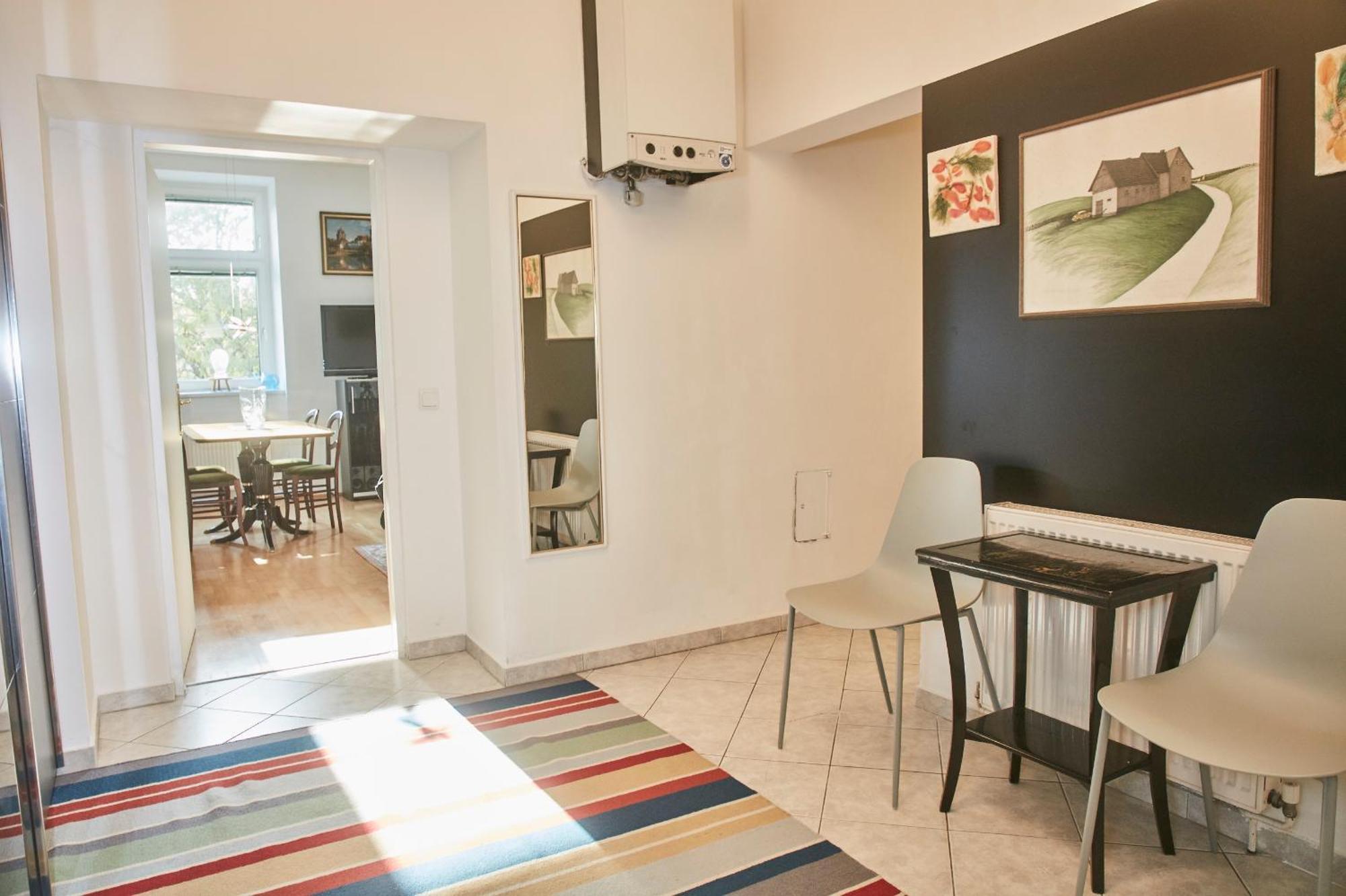 Schoene Altbauwohnung Wien Zentrum Brigittenauer Laende 32 Luaran gambar